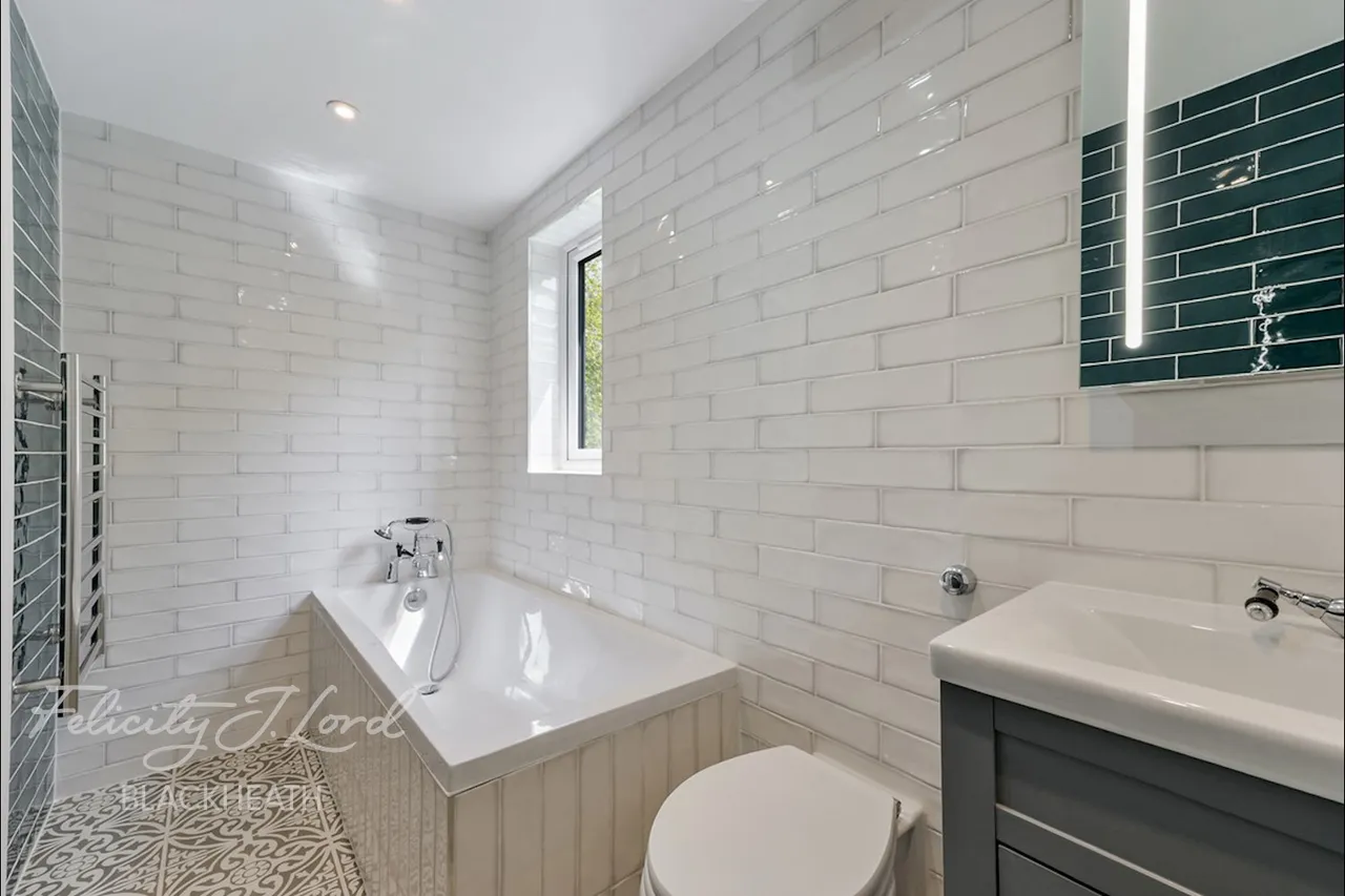 Cleanthus Road, London, photo 18