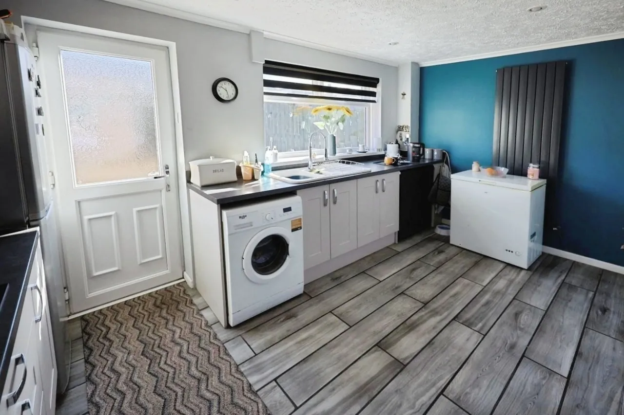 Scargill Drive, DL16, photo 5