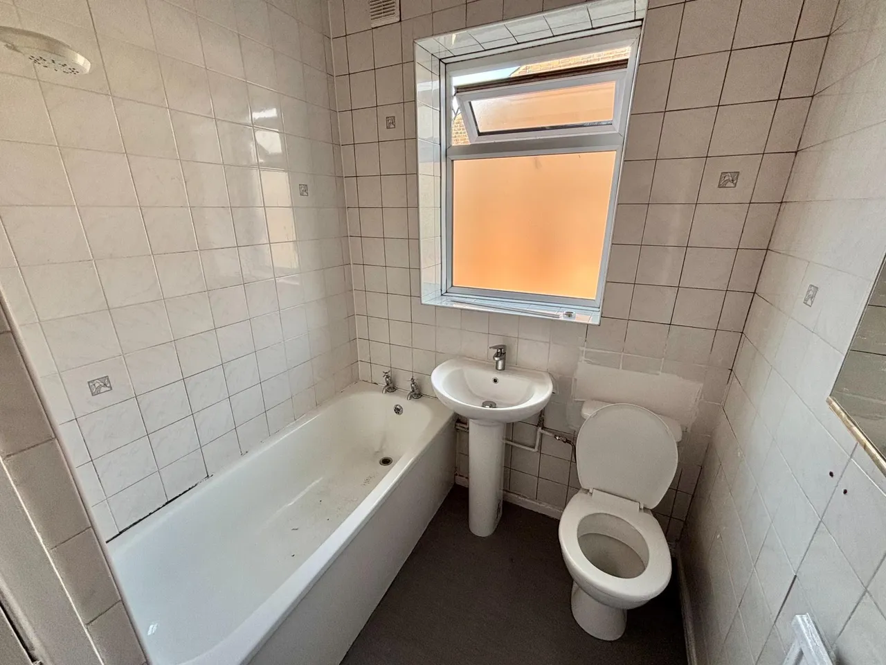 Huxley Street, Oldham, OL1, photo 10
