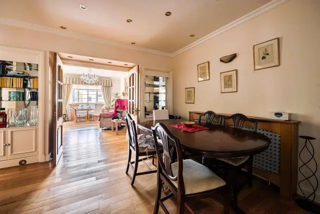 St. James Close, St Johns Wood, NW8, photo 5