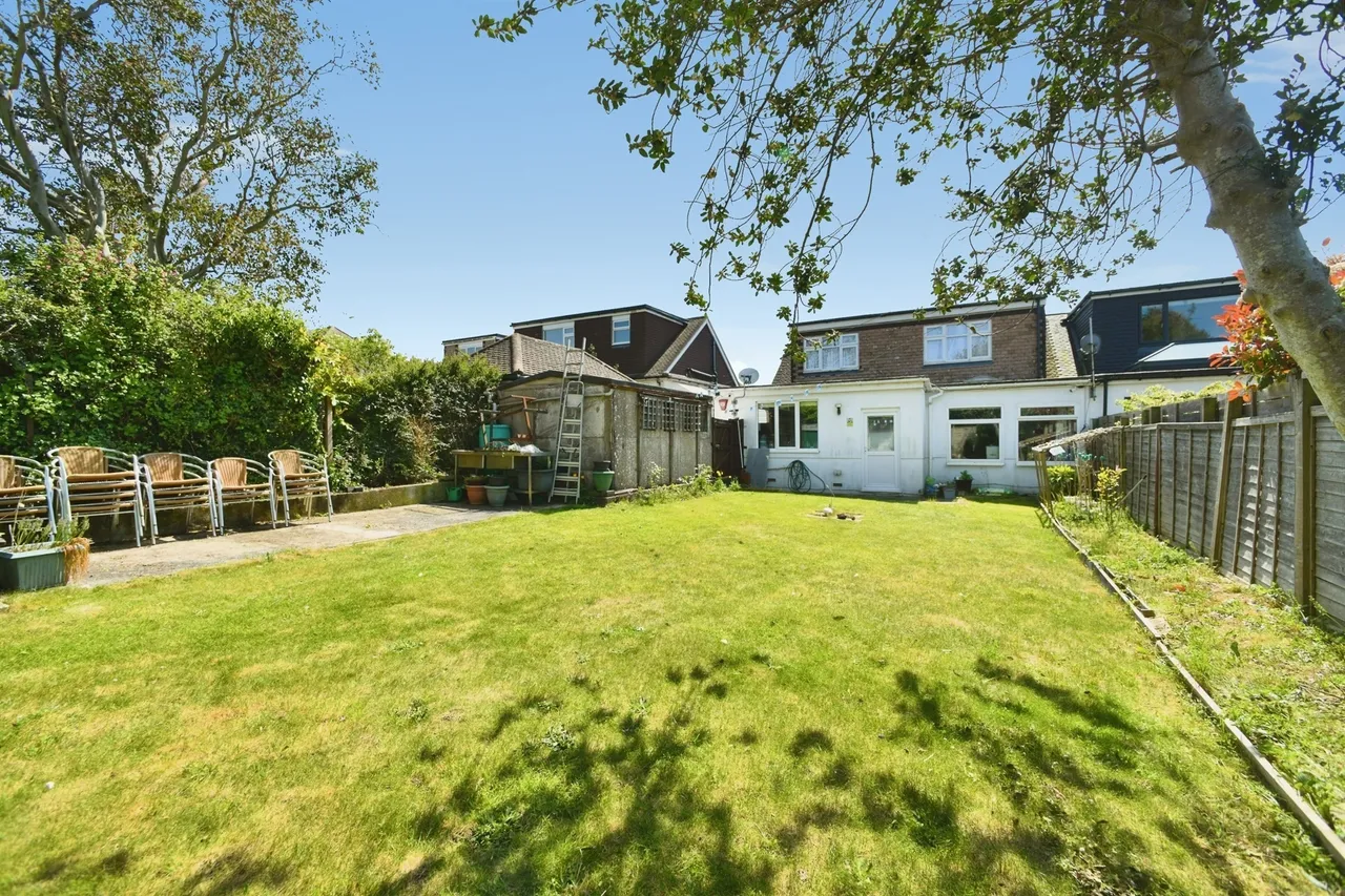 Larkfield Way, Brighton, photo 3