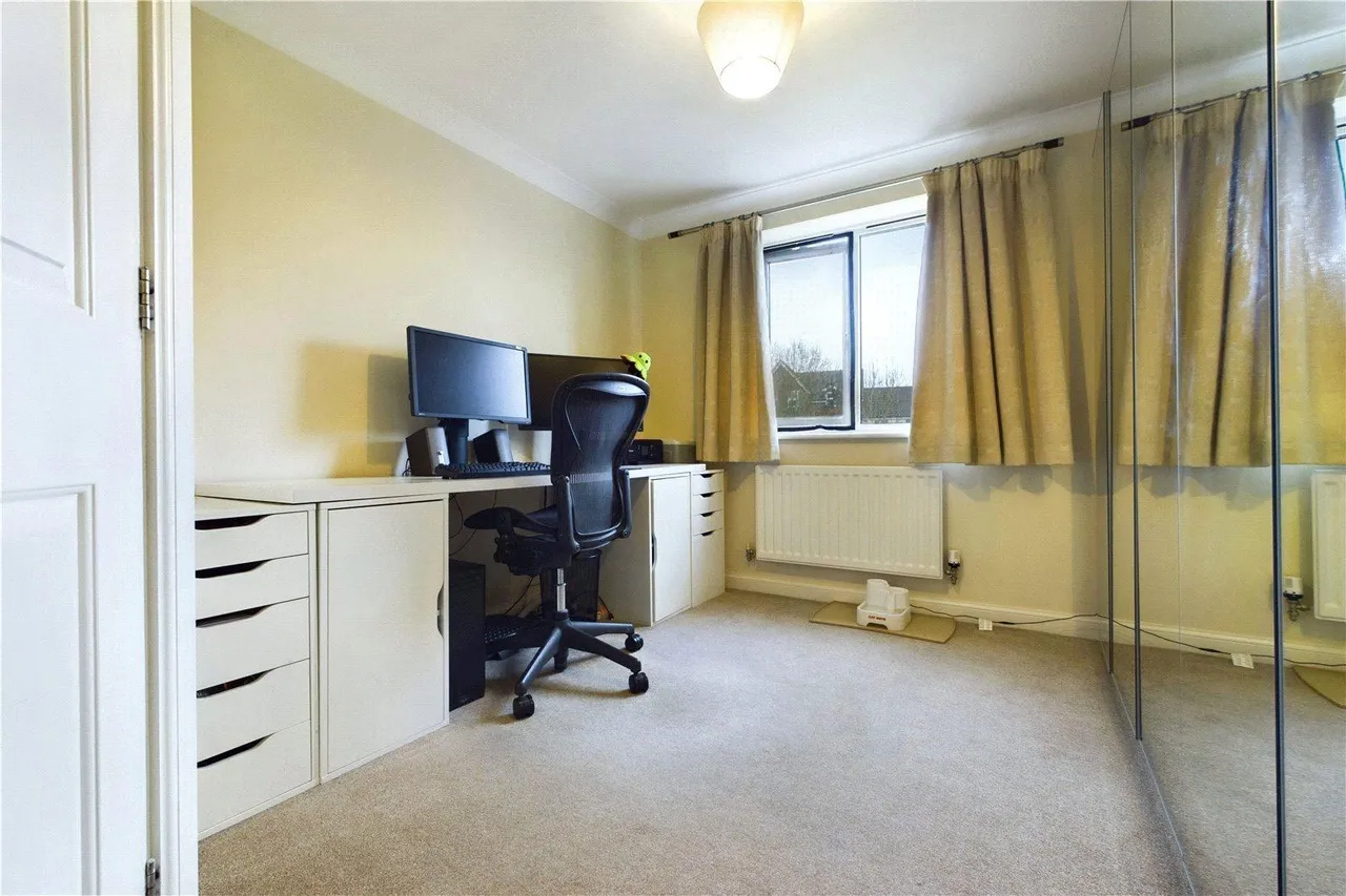 Benham Drive, Spencers Wood, RG7, photo 6