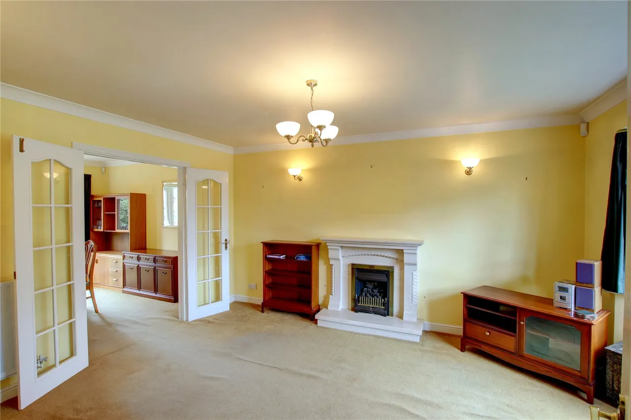 Longheadland, Ombersley, Droitwich, Worcestershire, WR9 0JB, photo 2