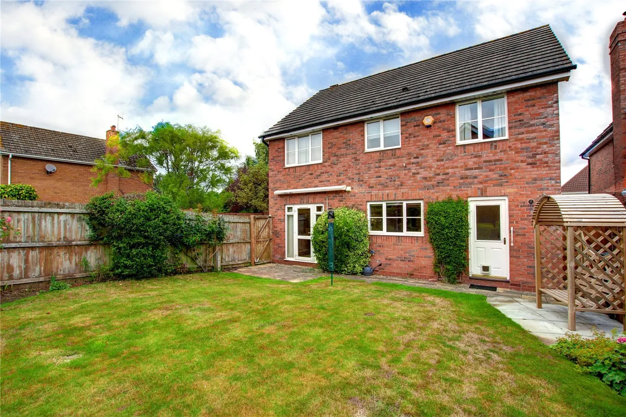 Longheadland, Ombersley, Droitwich, Worcestershire, WR9 0JB, photo 17