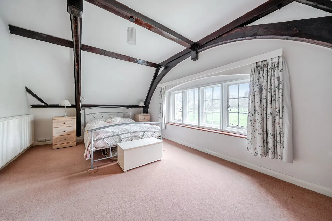 School Hill, Warnham, RH12, photo 11