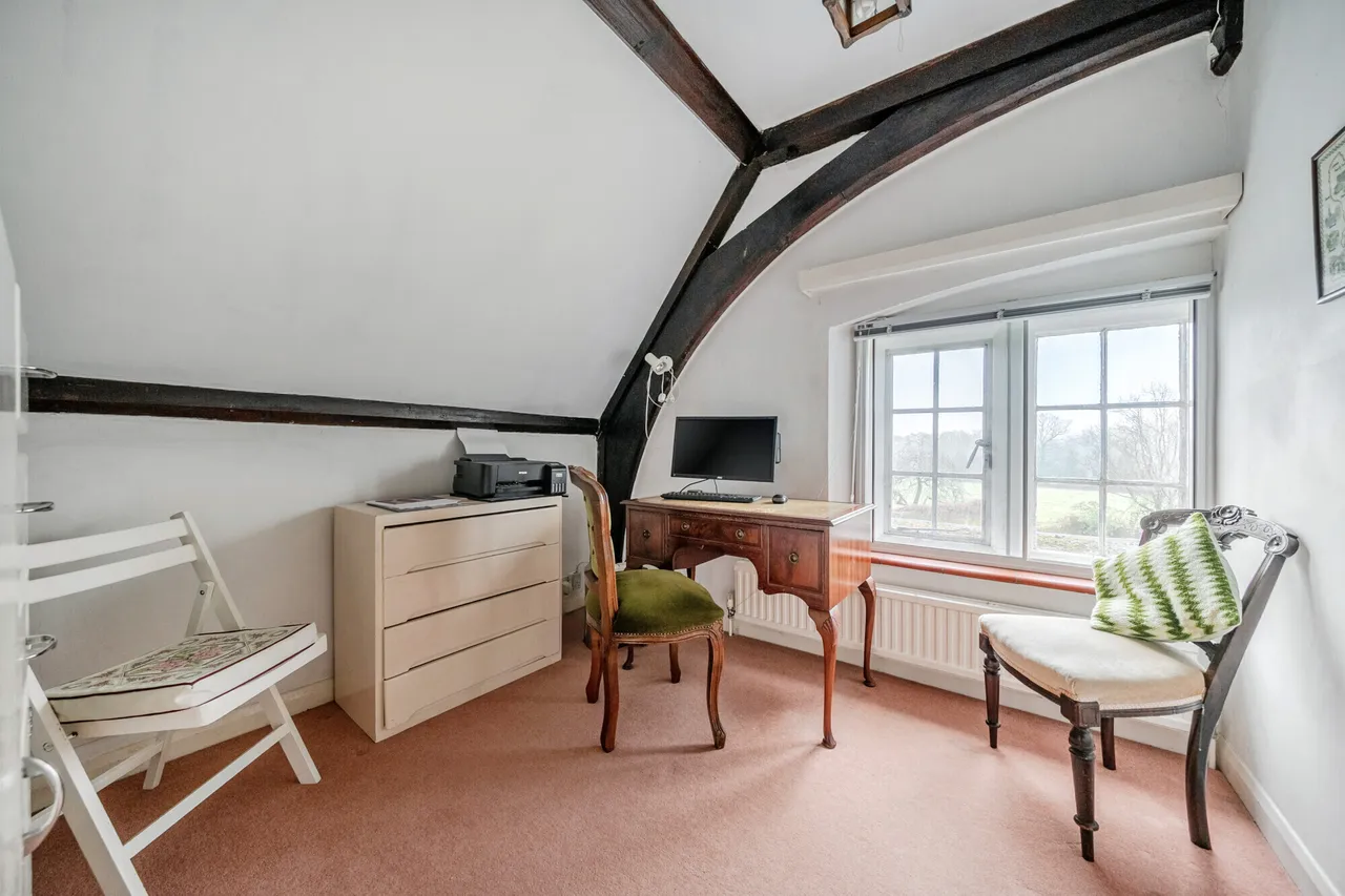 School Hill, Warnham, RH12, photo 9