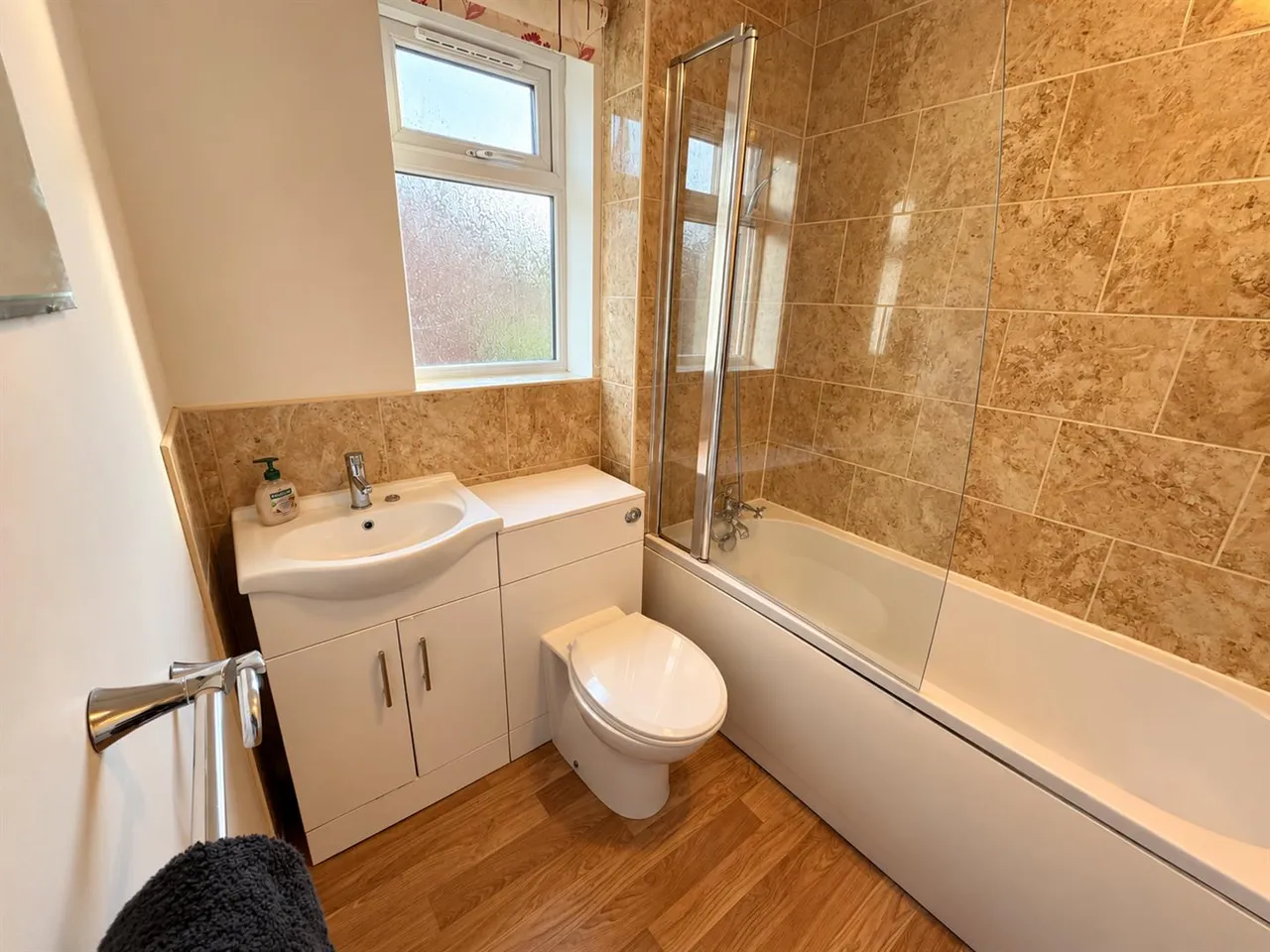 Blackthorn Drive, Nottingham, NG6, photo 9