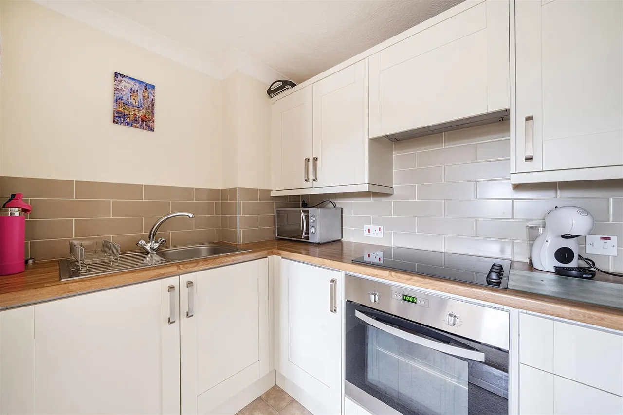 Reading Road, Wokingham, RG41, photo 7