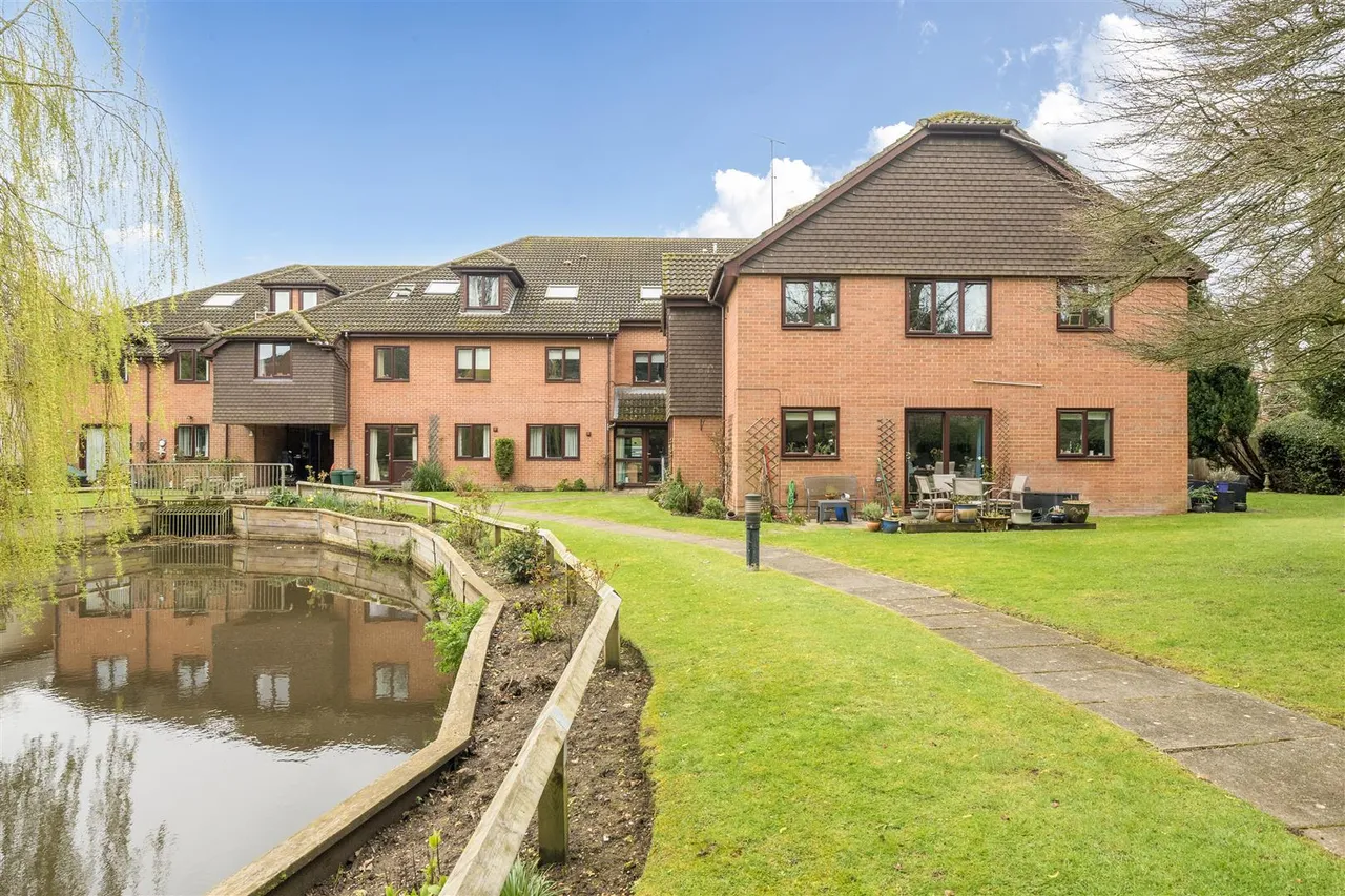 Reading Road, Wokingham, RG41, photo 17