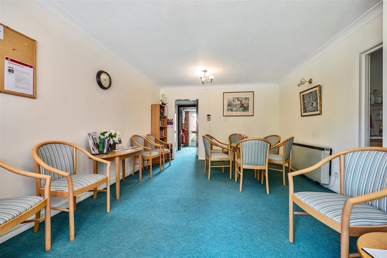 Reading Road, Wokingham, RG41, photo 13