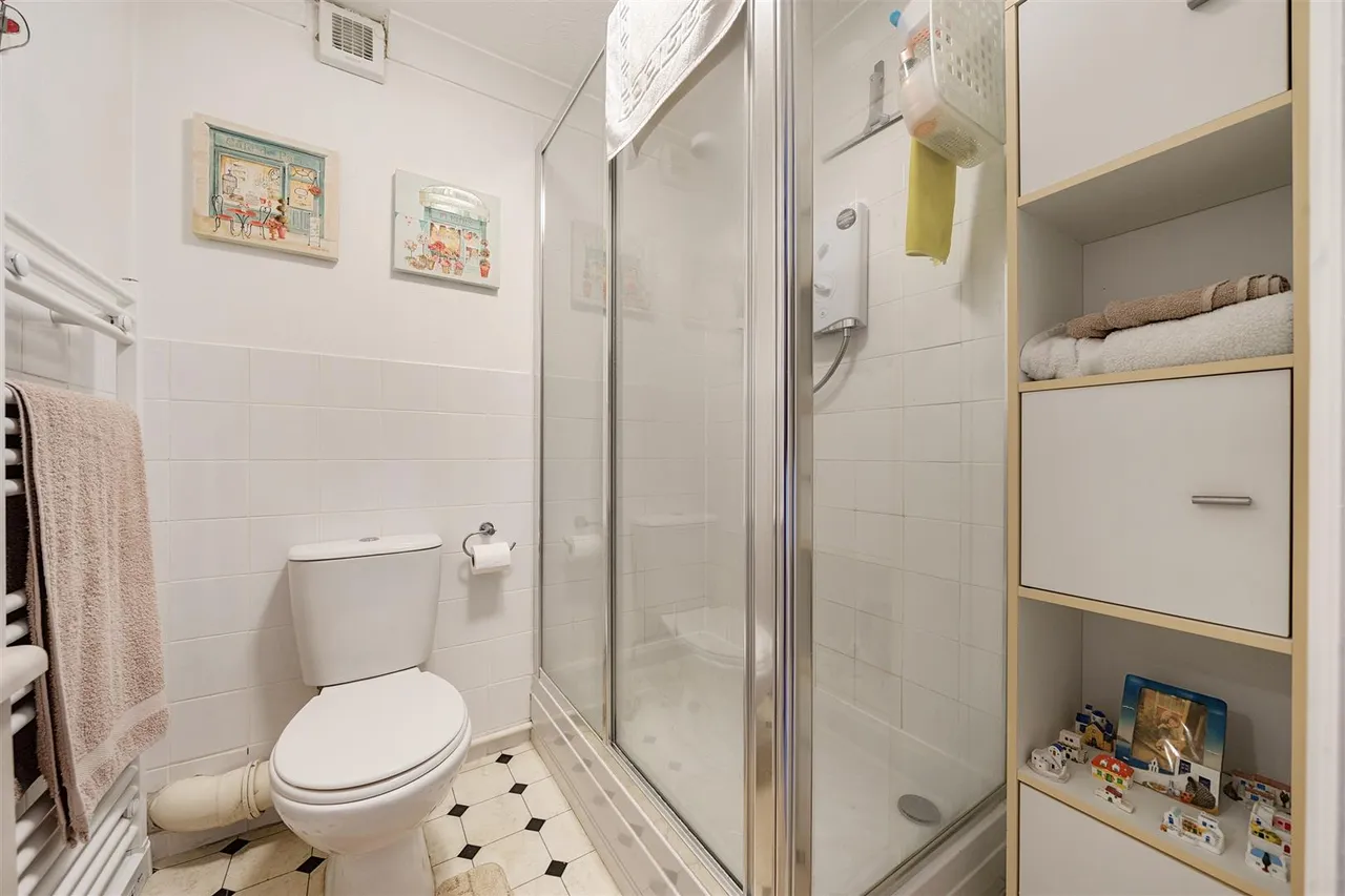 Reading Road, Wokingham, RG41, photo 12