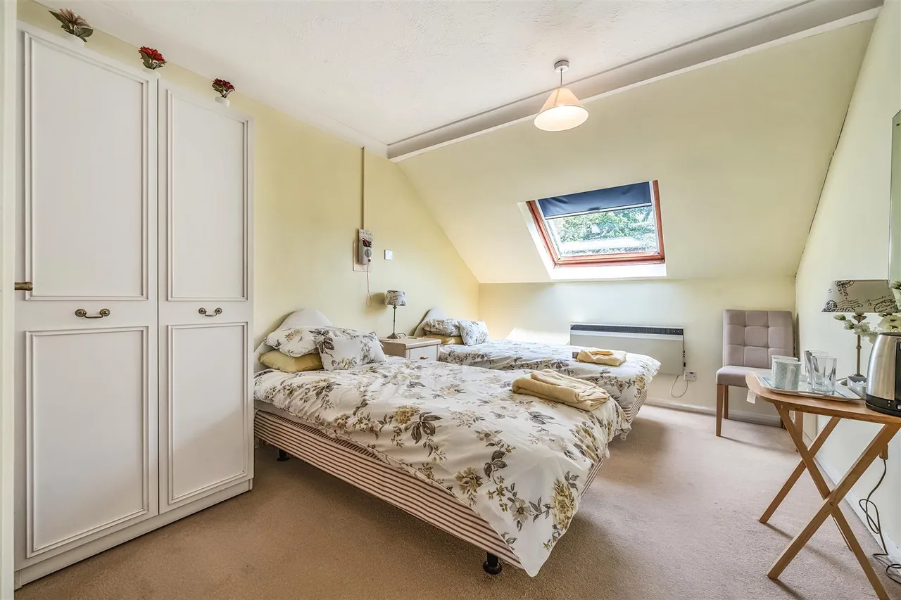 Reading Road, Wokingham, RG41, photo 14