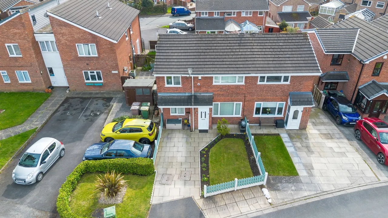 Aviemore Close, Ashton-In-Makerfield, Wigan, Wigan, WN4 0RY, photo 18