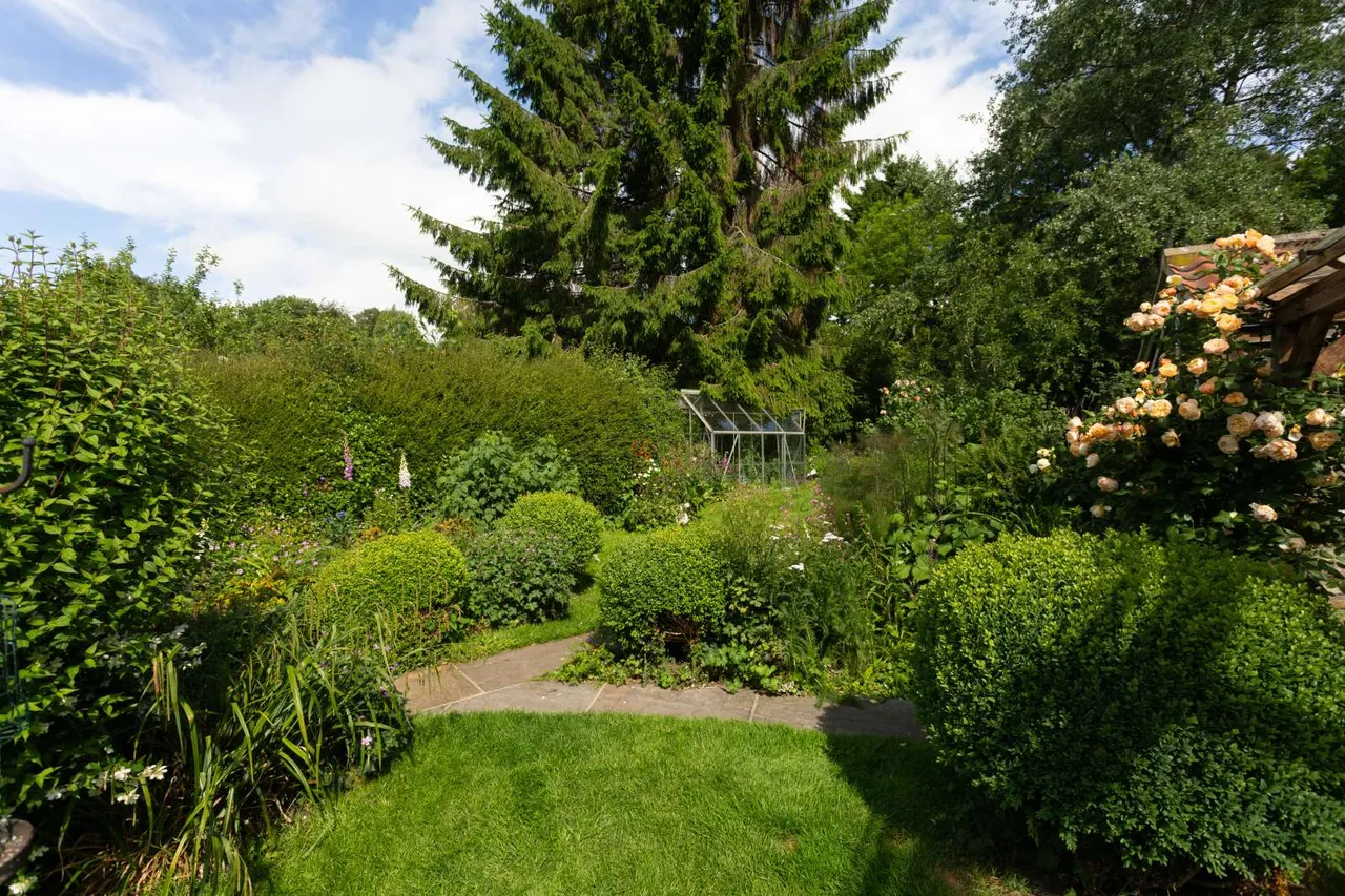 West End, Ampleforth, YO62, photo 13