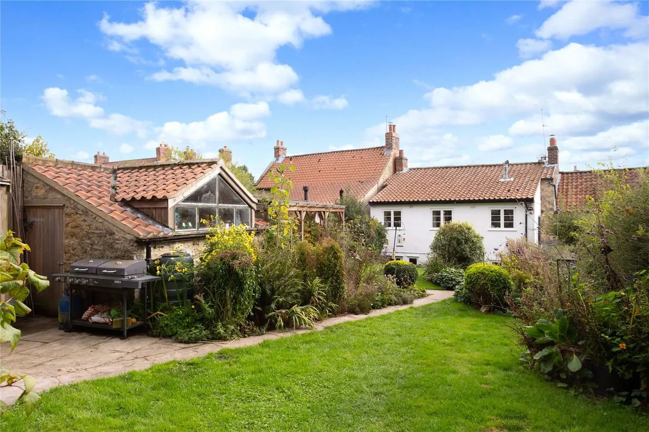 West End, Ampleforth, YO62, photo 12