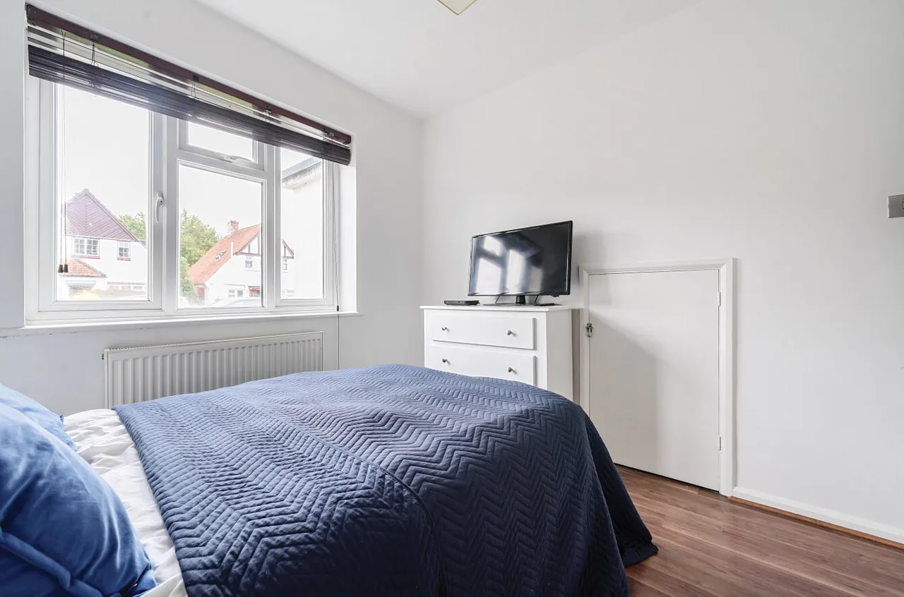 Lawnswood, Manor Road, Barnet, EN5 2LJ, photo 9