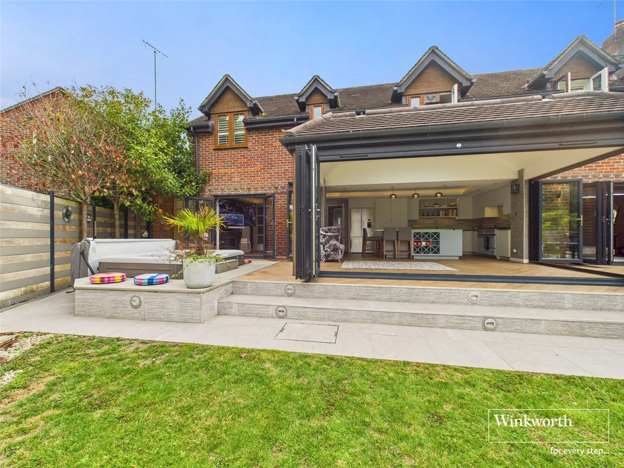 Dewe Lane, Burghfield, Reading, Berkshire, RG30, photo 8