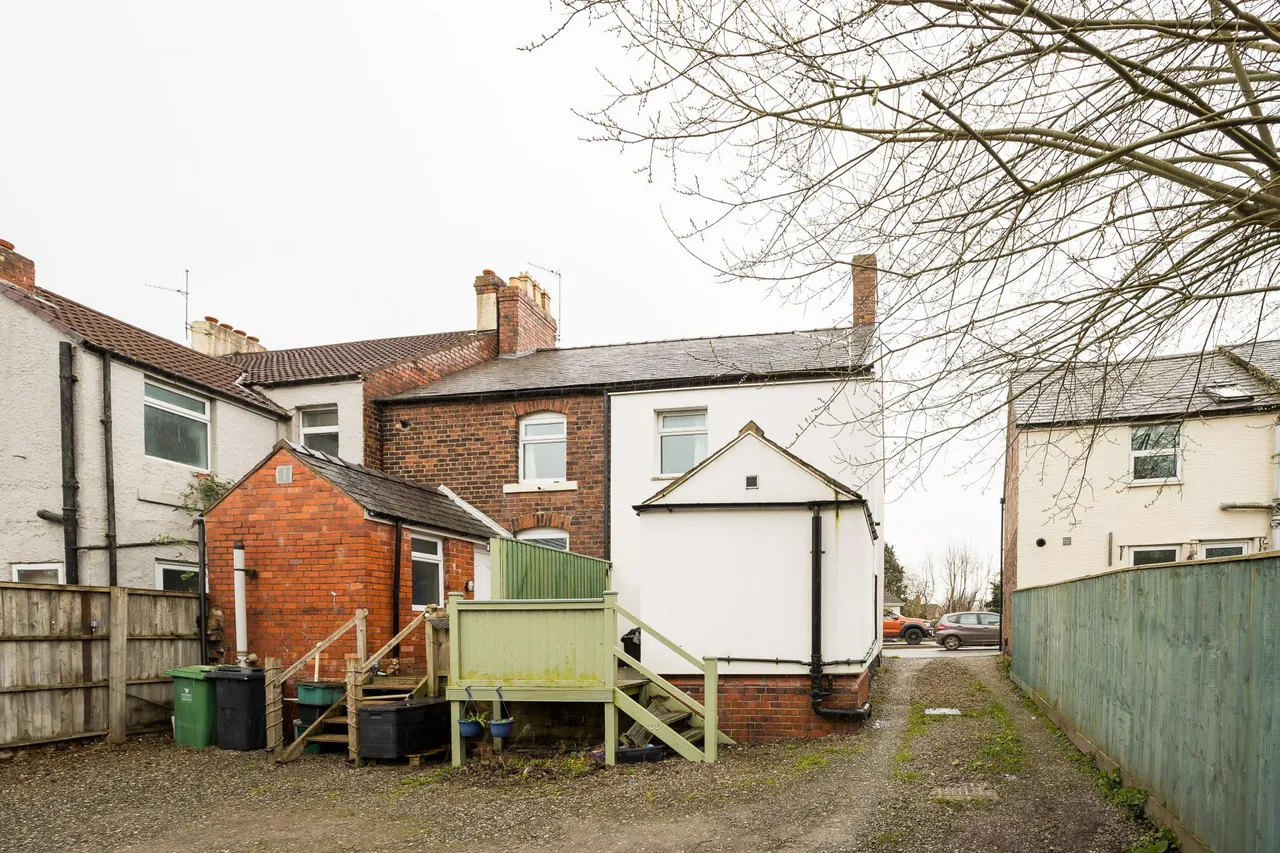 Gutterhill, Johnstown, LL14, photo 15