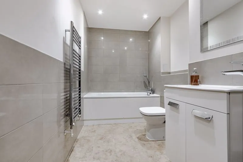 Bessemer Road, Welwyn Garden City AL7 1FU, photo 6
