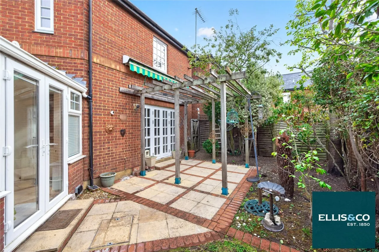 Elsinore Gardens, Childs Hill, NW2, photo 13