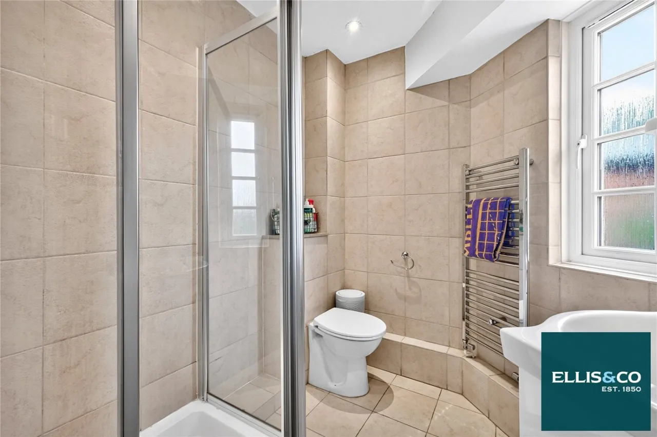 Elsinore Gardens, Childs Hill, NW2, photo 16