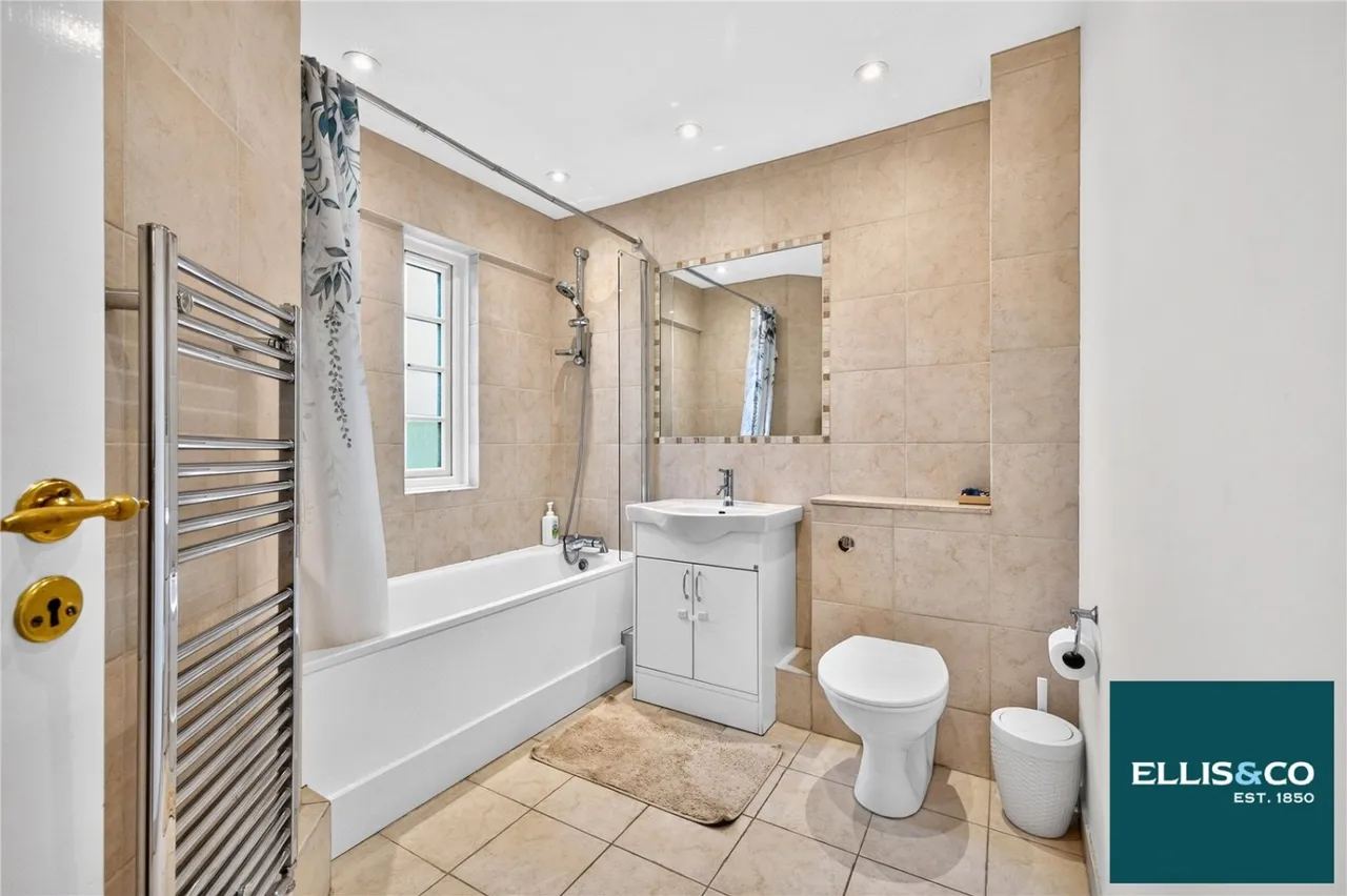 Elsinore Gardens, Childs Hill, NW2, photo 15
