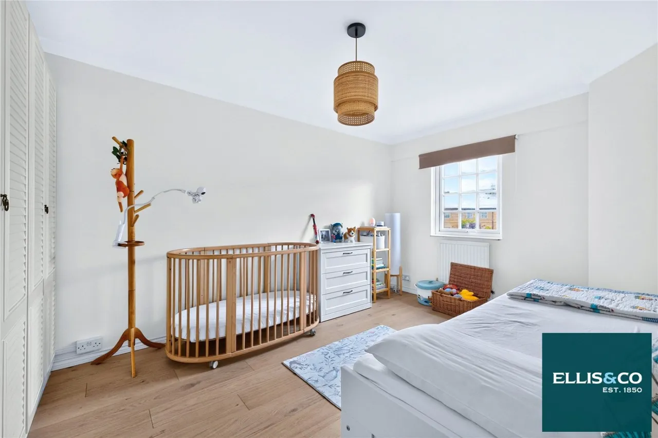 Elsinore Gardens, Childs Hill, NW2, photo 8