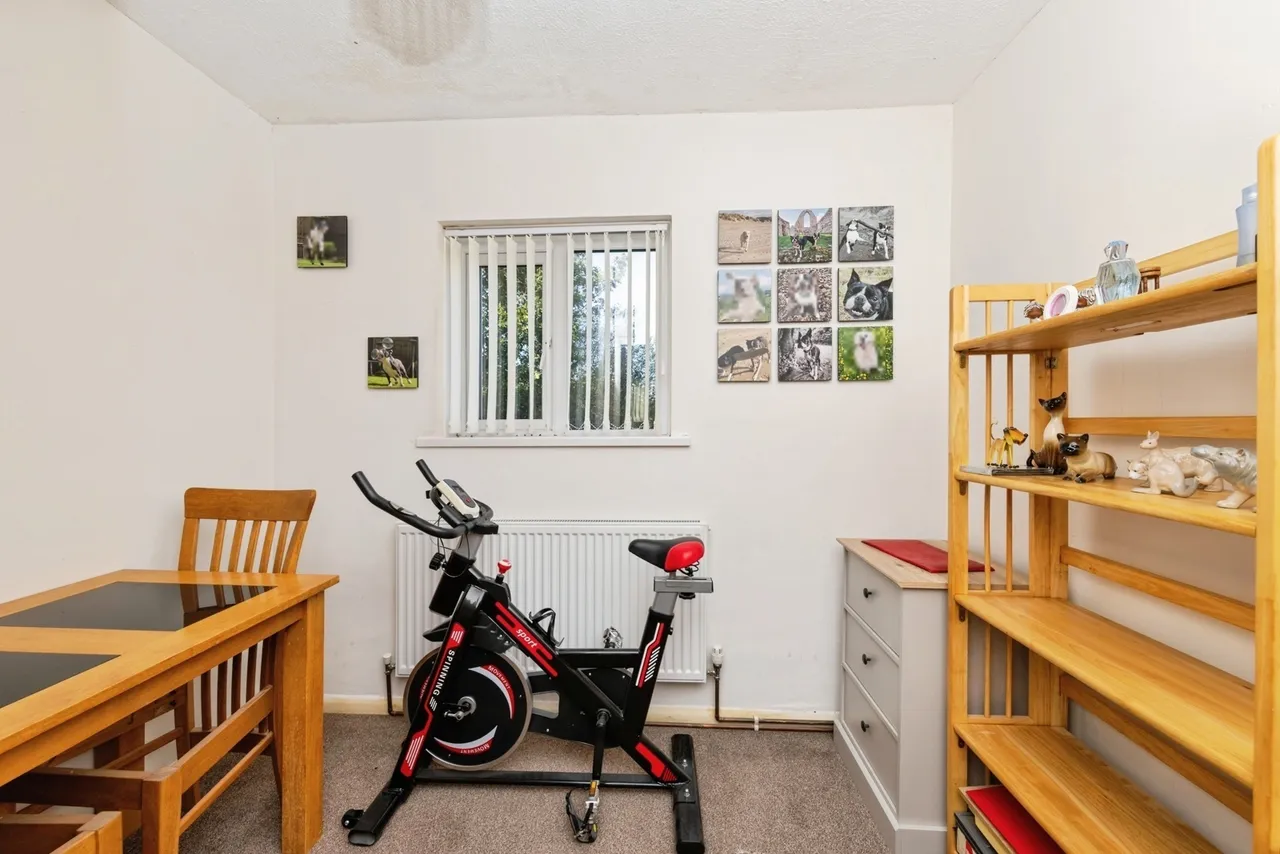 Maes Y Wern, Carway, SA17, photo 11