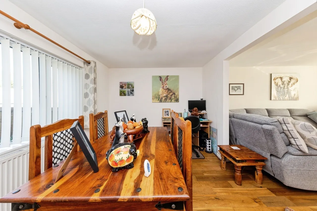 Maes Y Wern, Carway, SA17, photo 6