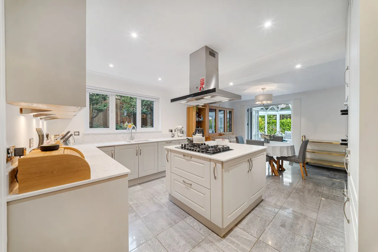 Elm Rise, Prestbury, SK10, photo 2