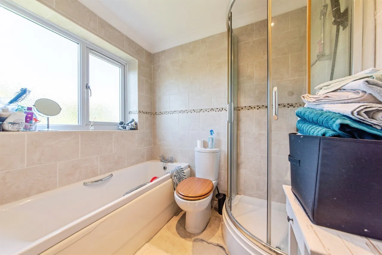 Mayfair Drive, Spalding, PE11, photo 12