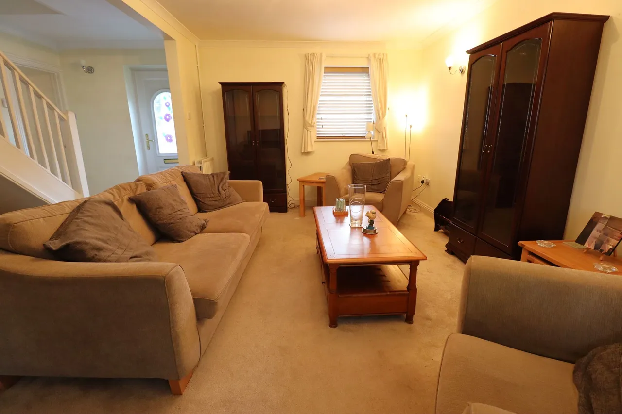 Hartford Close, Rayleigh, Essex, SS6 9DQ, photo 6