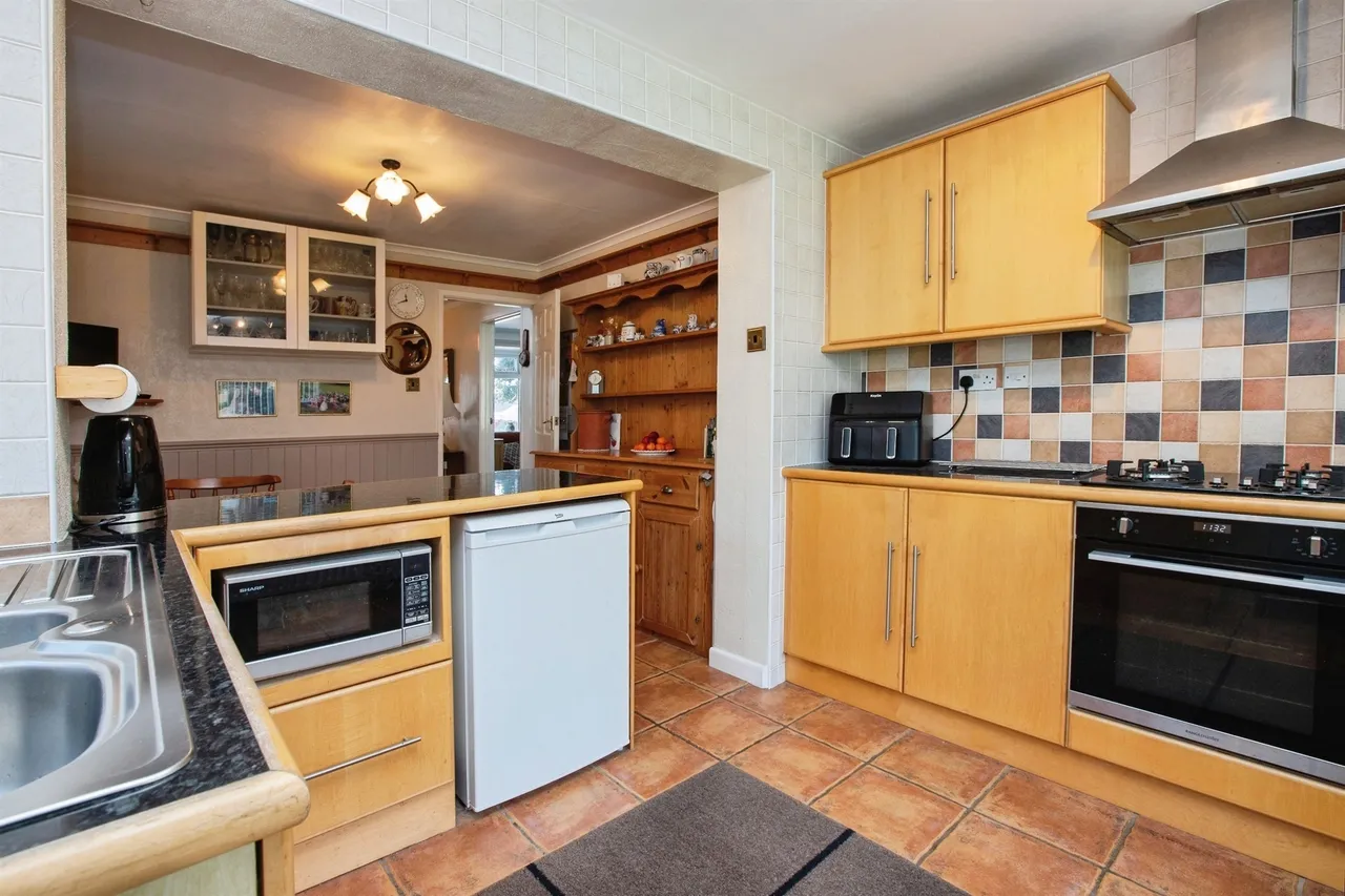 Rowthorne Avenue, Swanwick, DE55, photo 14