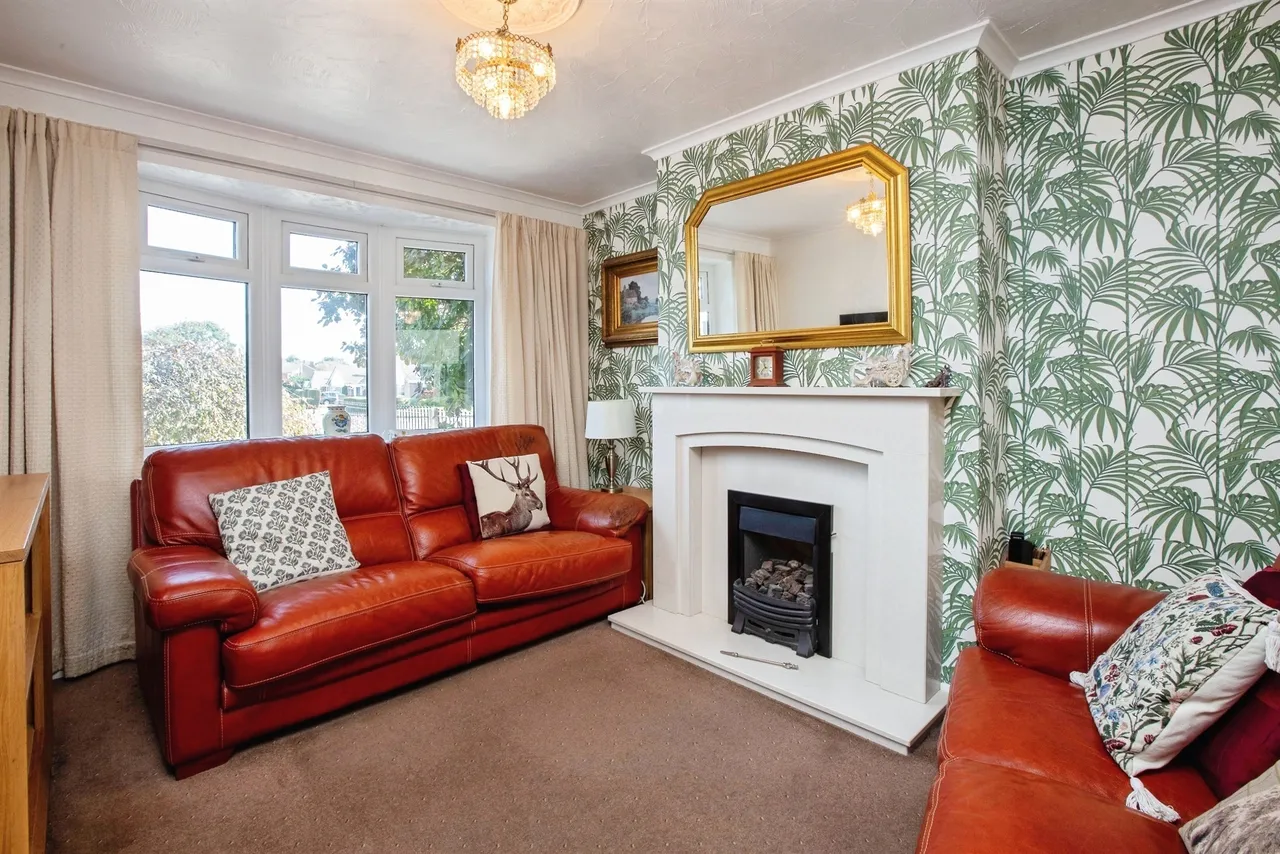 Rowthorne Avenue, Swanwick, DE55, photo 9