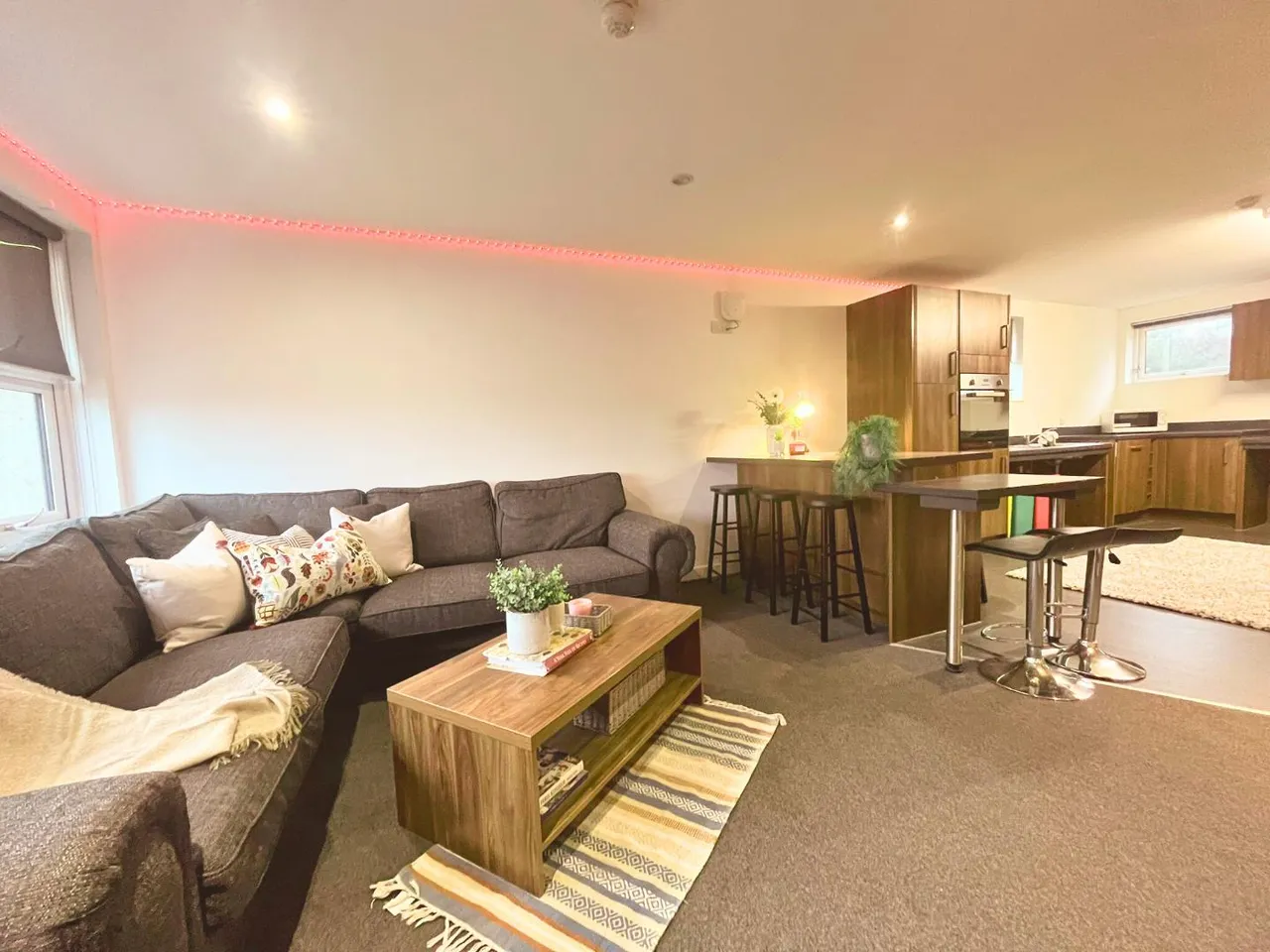 7 bed flat to rent, Peninsula Student Living, Derriford