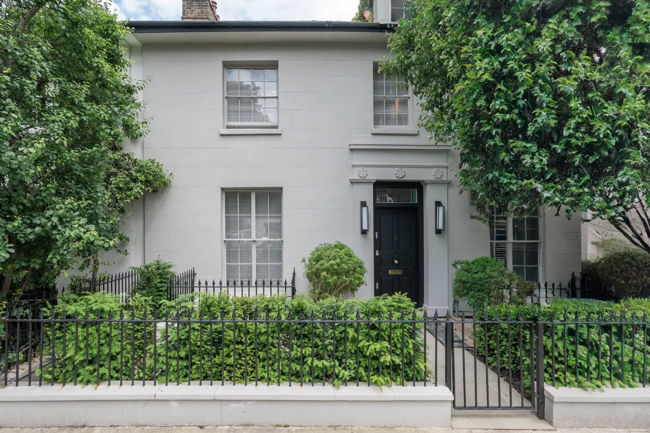 4 bed house for sale, Addison Avenue, Holland Park, W11