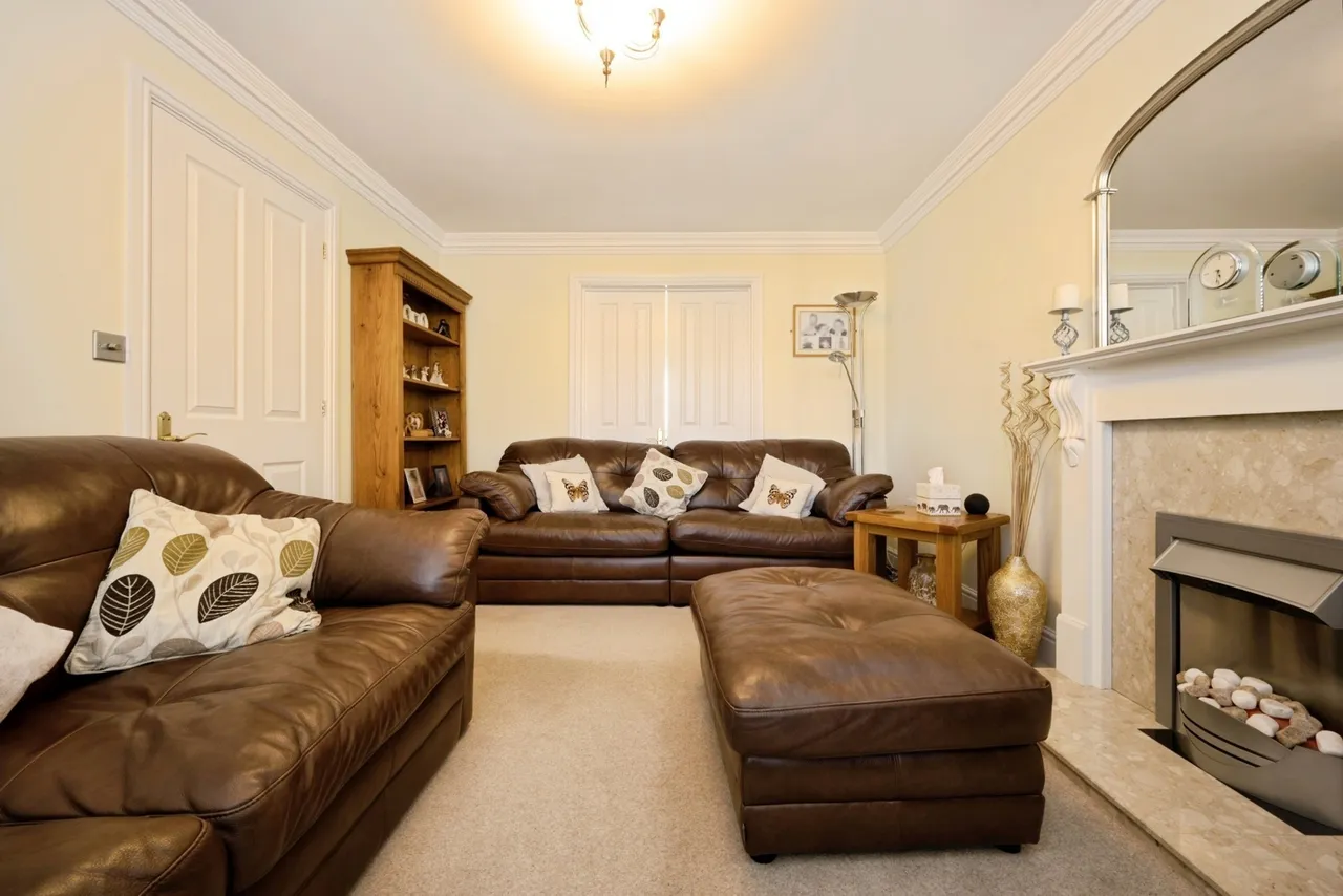 Spriggs Close, Clapham, Bedford, Bedfordshire, MK41, photo 7