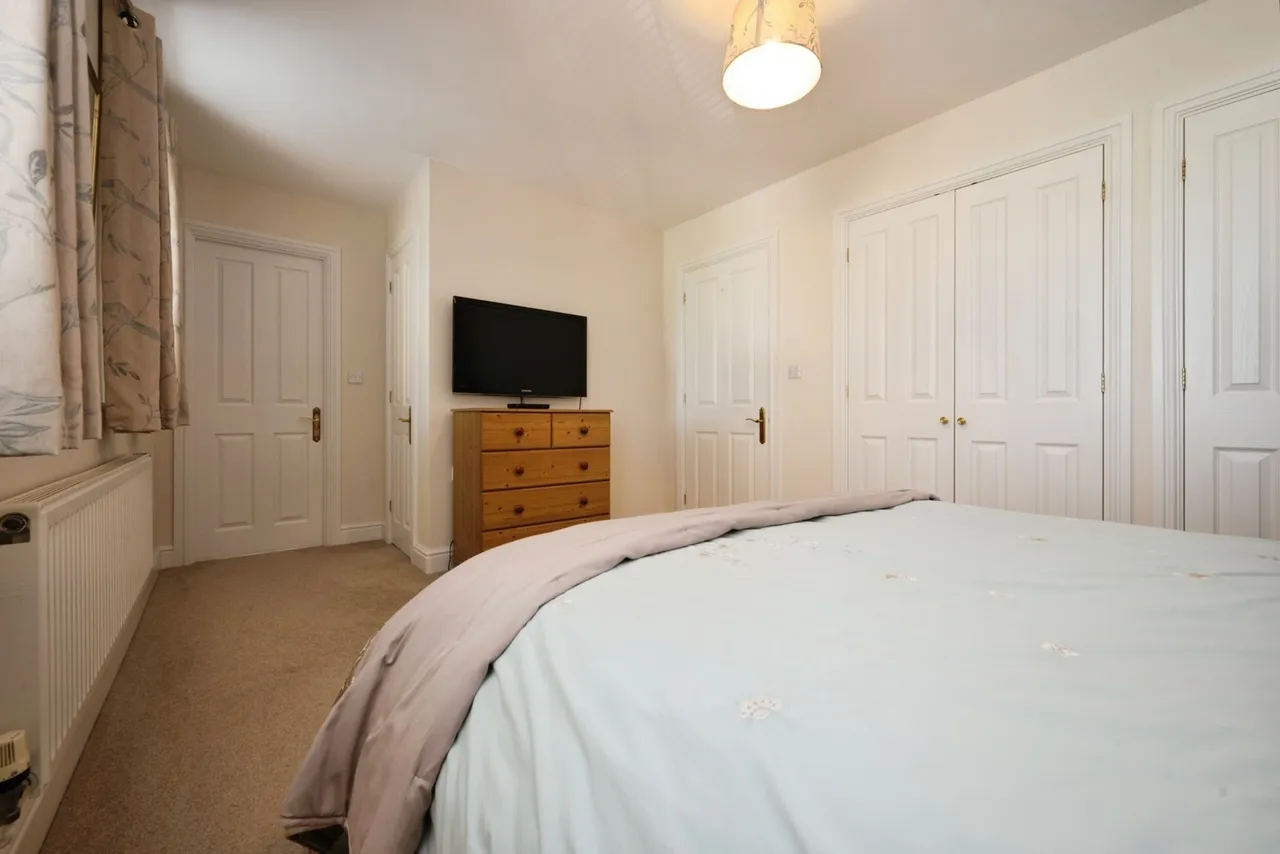 Spriggs Close, Clapham, Bedford, Bedfordshire, MK41, photo 16