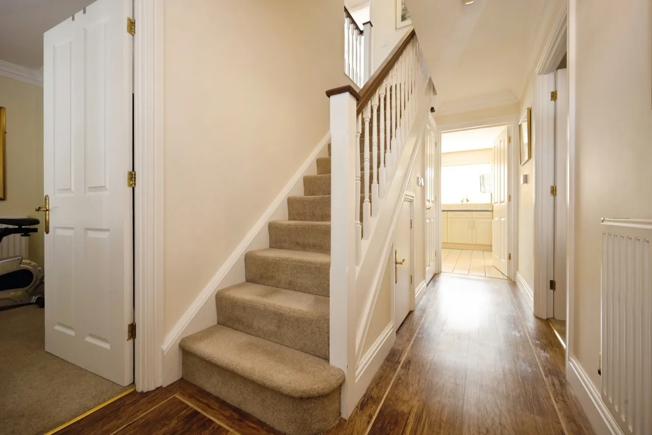 Spriggs Close, Clapham, Bedford, Bedfordshire, MK41, photo 13
