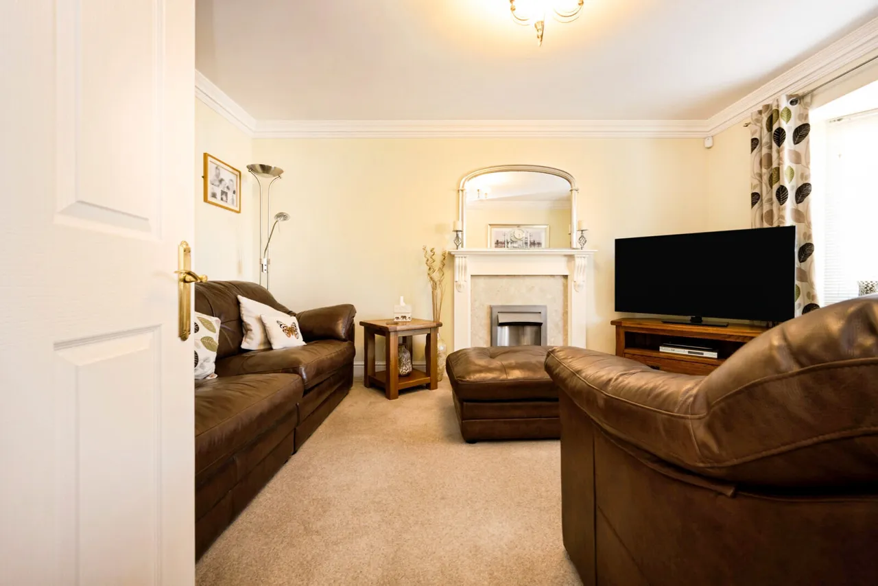 Spriggs Close, Clapham, Bedford, Bedfordshire, MK41, photo 9