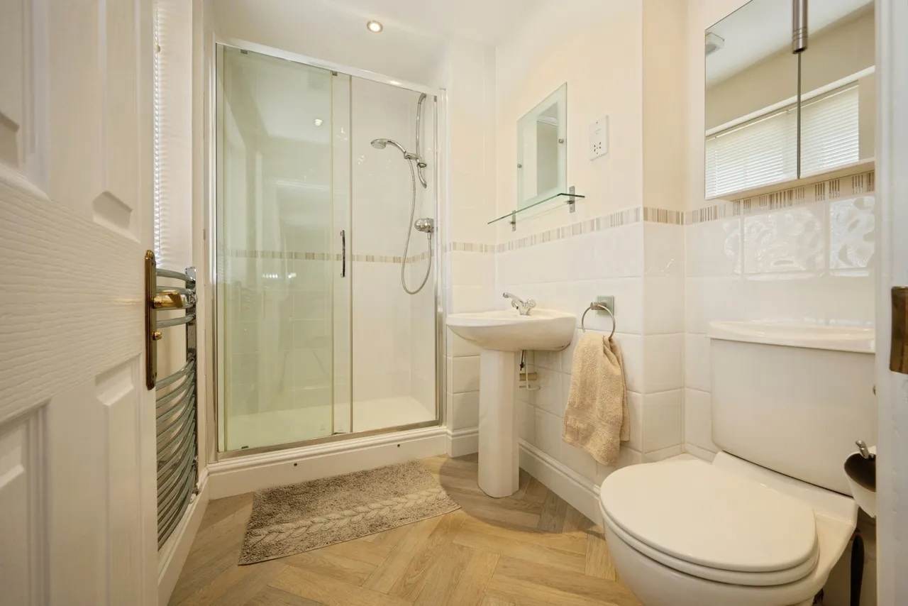 Spriggs Close, Clapham, Bedford, Bedfordshire, MK41, photo 17