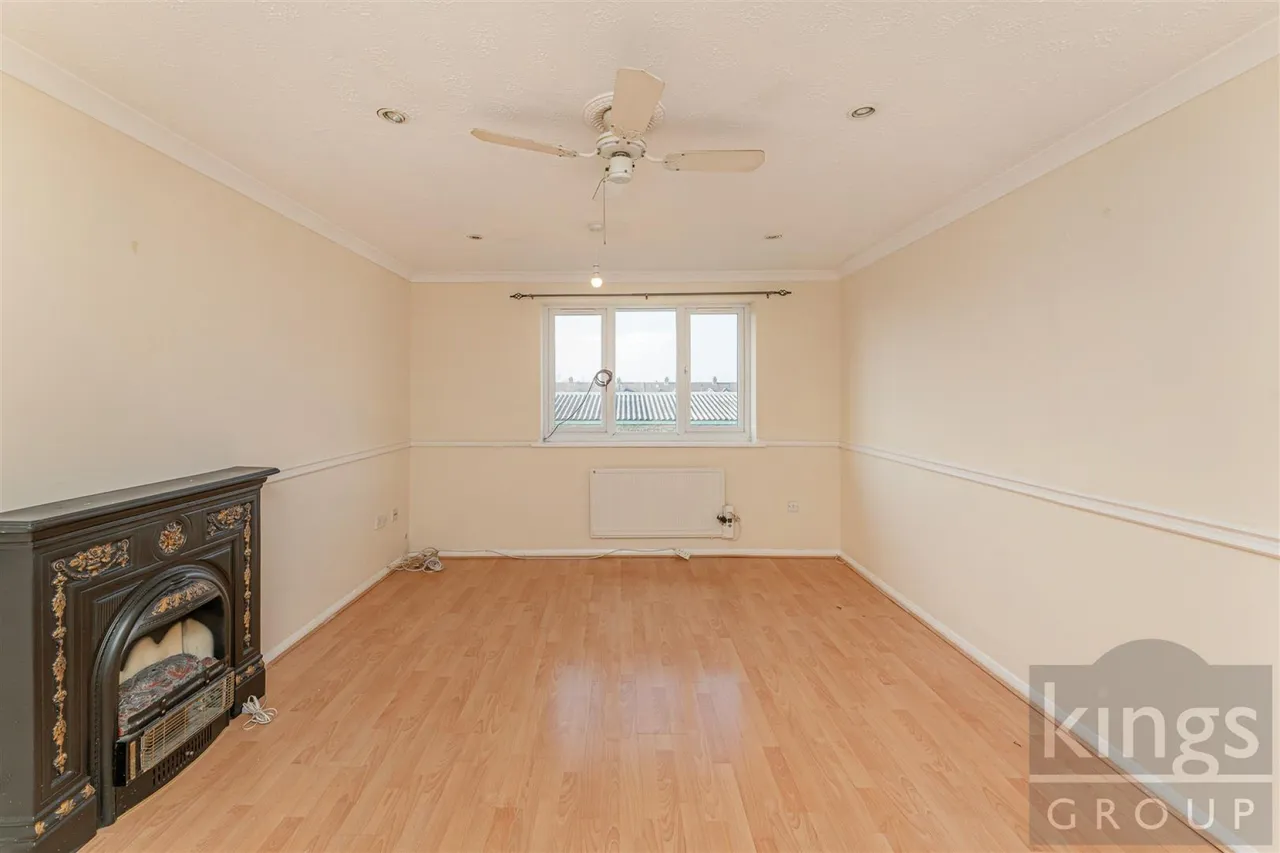Liden Close, Walthamstow, photo 2