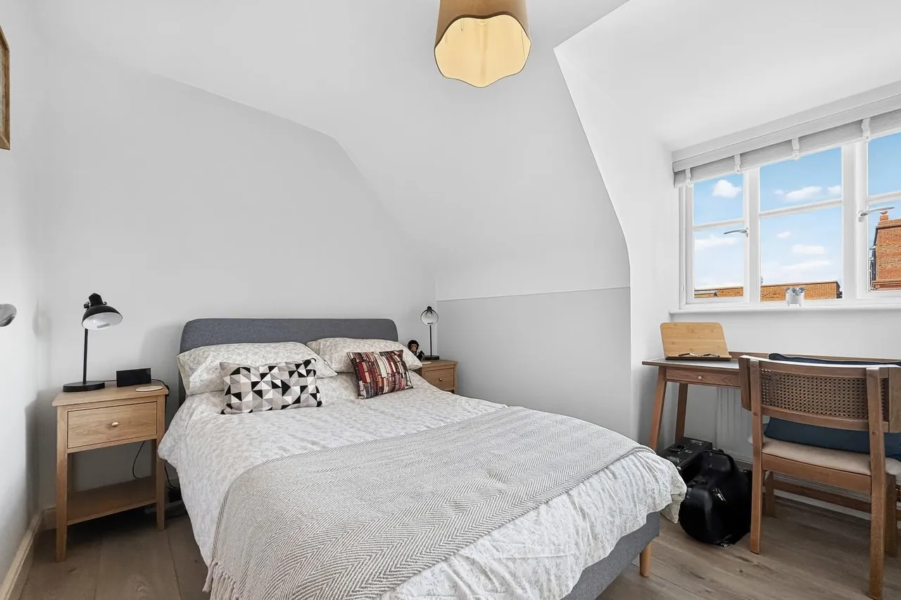 Baskerville Road, Altrincham, WA14, photo 22