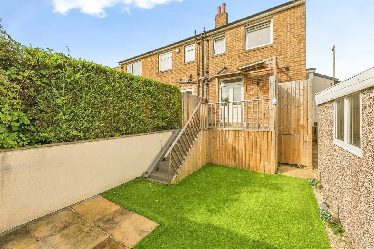 Deyne Road, Netherton, HD4, photo 15