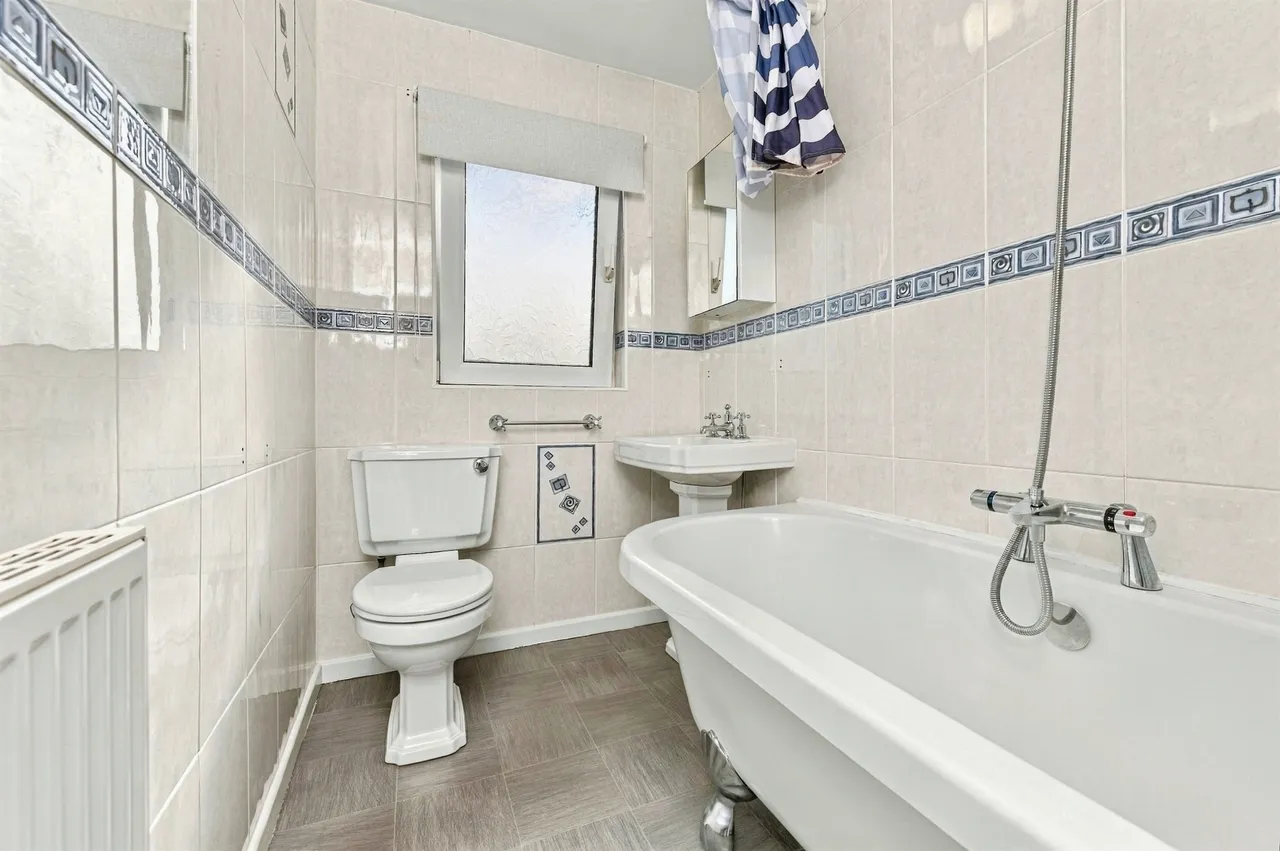 Deyne Road, Netherton, HD4, photo 10