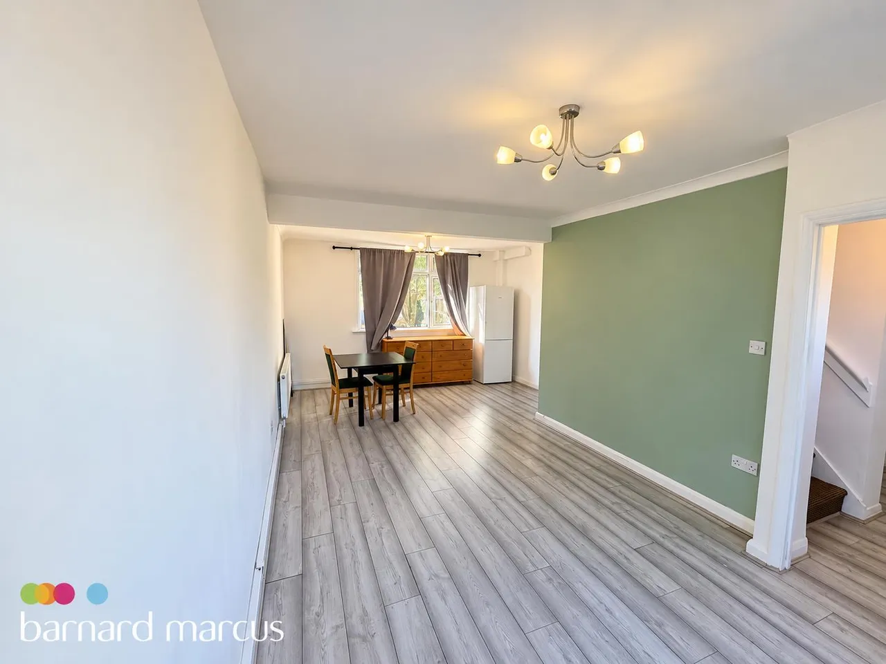 Uxbridge Road, Feltham, TW13, photo 6