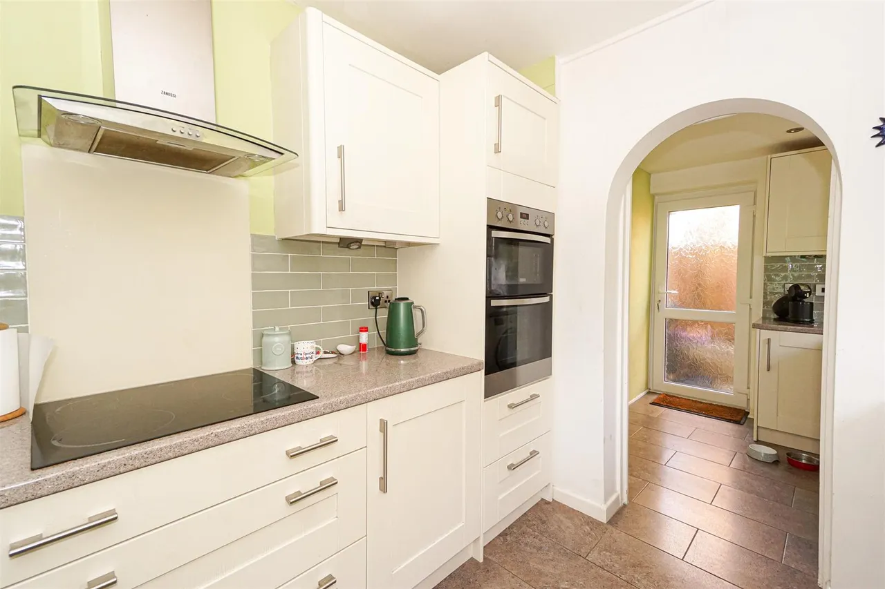 Fern Road, St. Leonards-On-Sea, photo 20
