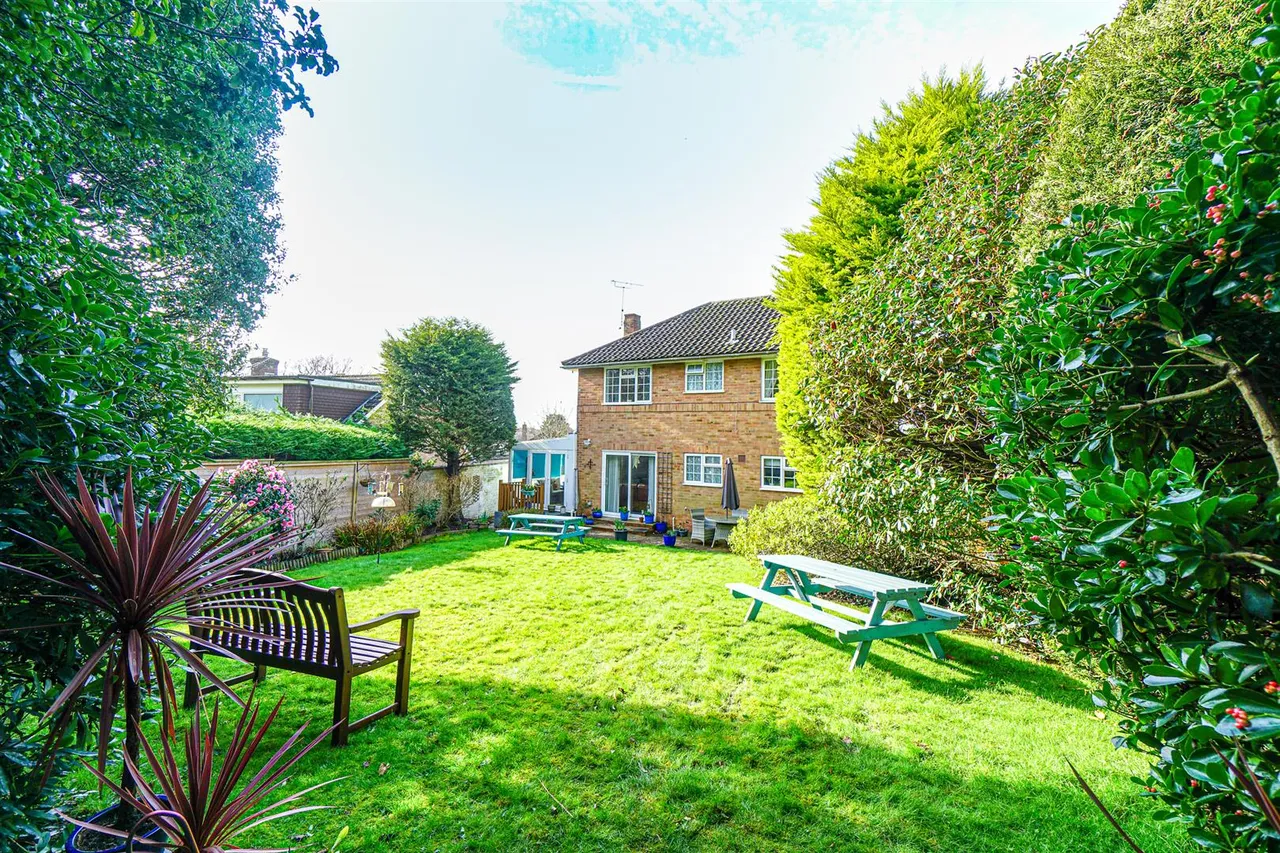 Fern Road, St. Leonards-On-Sea, photo 23