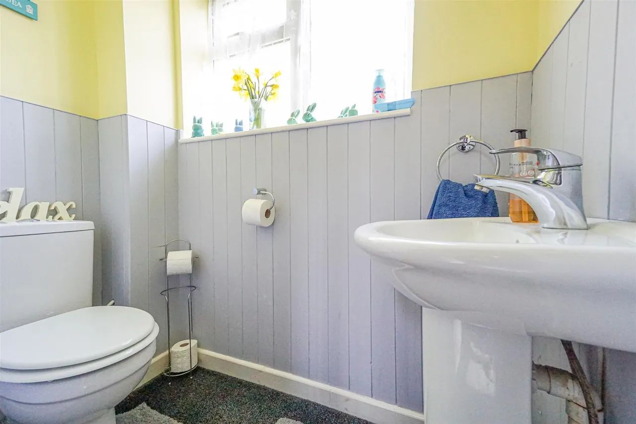 Fern Road, St. Leonards-On-Sea, photo 22