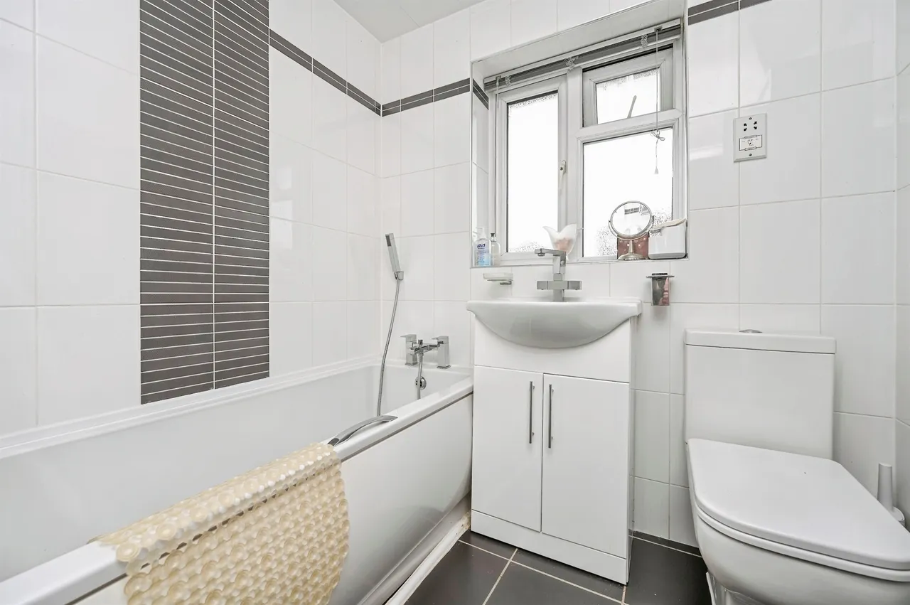 Openfields Close, Liverpool, L26, photo 13